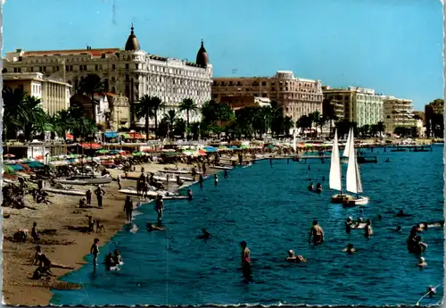 6201 - Frankreich - Cannes , La Cote d'Azur , La Plage , la Croisette et les grands Hotels - gelaufen 1952