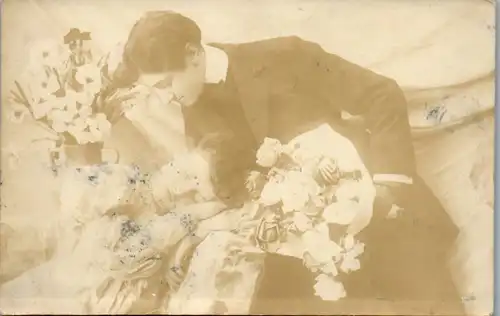 6421 -  - Paar , Romantik , Marke Deutscher Wehrschatz Südmark - gelaufen