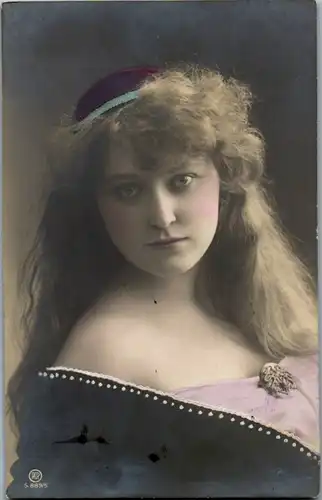 6483 -  - Motiv , Dame - nicht gelaufen