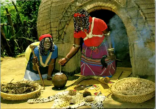 6765 - Südafrika - South Africa , Natal , Kwazulu , Isangoma , Witch Doctor , Thwasa , Zulu , Eingeborene , Ureinwohner - nicht gelaufen