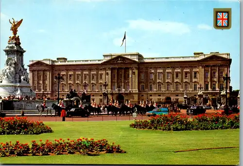 6861 - Großbritanien - London , Buckingham Palace and Victoria Memorial , Parade - nicht gelaufen