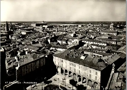 6933 - Italien - Piacenza , Panorama - nicht gelaufen