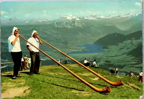 7104 - Schweiz - Schwyzer Alphornbläser auf der Rigi - gelaufen