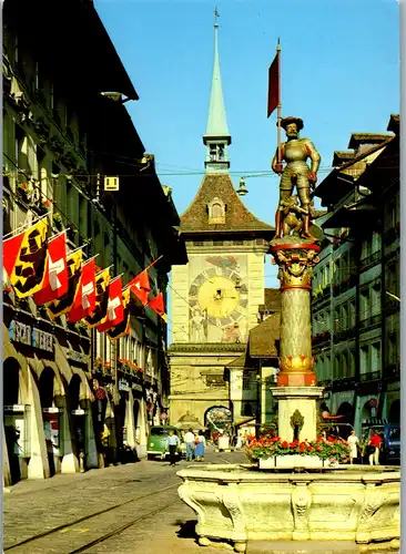 7121 - Schweiz - Bern , Schützenbrunnen und Zeitglockenturm - nicht gelaufen