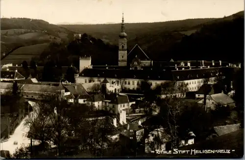 8422 - Niederösterreich - Heiligenkreuz im Wienerwald , Stift , Zisterzienser Abtei - gelaufen 1929