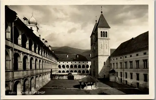 8432 - Steiermark - Seckau , Abtei Seckau , Stiftshof - gelaufen 1930