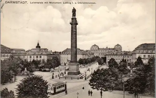 8794 - Deutschland - Darmstadt , Luisenplatz mit Monument Ludwig I und Olbrichbrunnen - gelaufen 1910