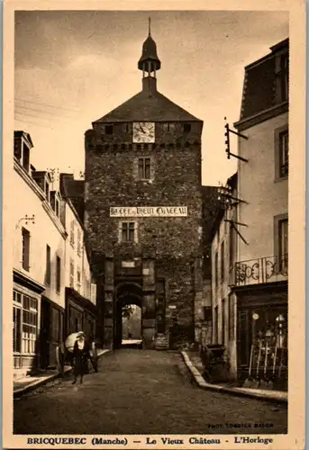 9188 - Frankreich - Bricquebec , Le Vieux Chateau , L' Horloge - nicht gelaufen