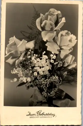 9413 -  - Zum Geburtstag herzlichen Glückwunsch , Blumen - gelaufen 1957
