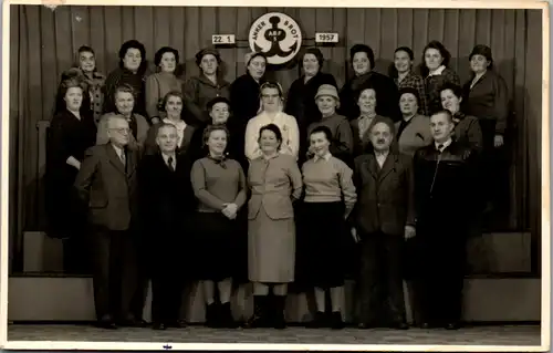 9430 -  - Aufnahme der Belegschaft Anker Brot v. 1957