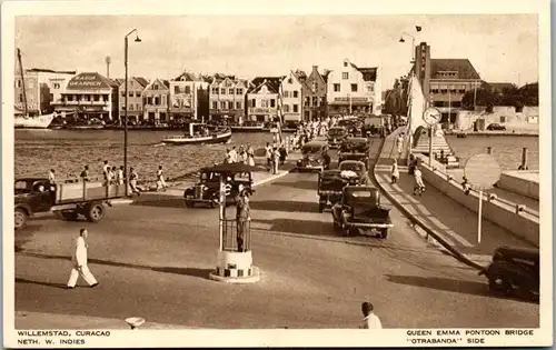 9800 - Curacao - Willemstad , Queen Emma Pontoon Bridge , Otrabanda Side , Netherland West Indies , Auto - nicht gelaufen