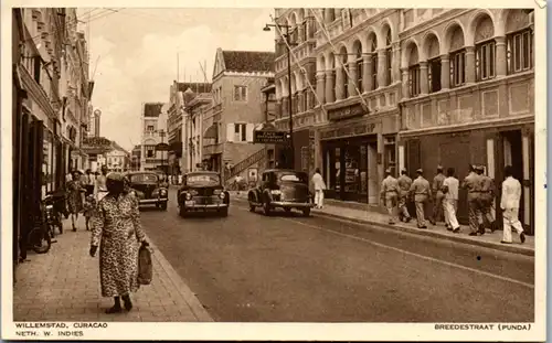 9802 - Curacao - Willemstad , Breedestraat , Punda , Netherland West Indies , Auto , Straßentreiben - nicht gelaufen