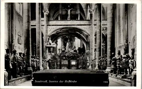 9835 - Tirol - Innsbruck , Inneres der Hofkirche , Schwarze Mander - gelaufen 1940