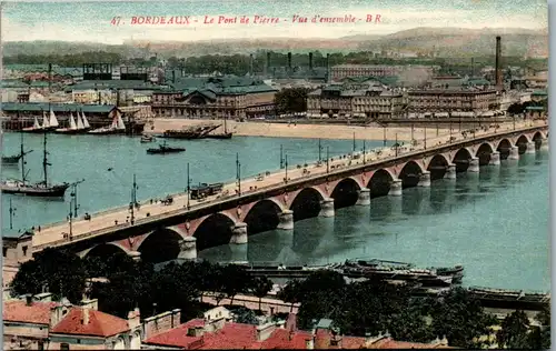 10561 - Frankreich - Bordeaux , Le Pont de Pierre , Vue d' ensemble , Brücke - gelaufen