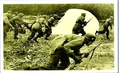 10998 -  - Soldaten im Krieg - nicht gelaufen