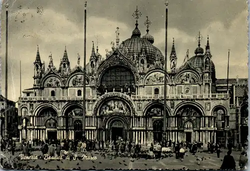 12401 - Italien - Venezia , Venedig , Basilica di S. Marco , Markuskirche - gelaufen