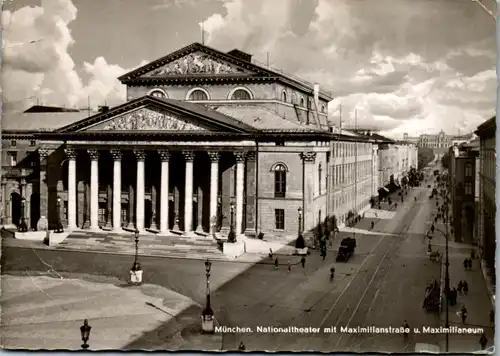 12412 - Deutschland - München , Nationaltheater mit Maximilianstraße u. Maximilianeum - gelaufen 1954
