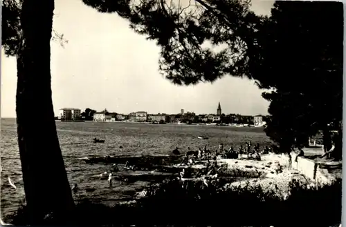 12416 - Kroatien - Porec , Panorama , Strand - gelaufen 1963