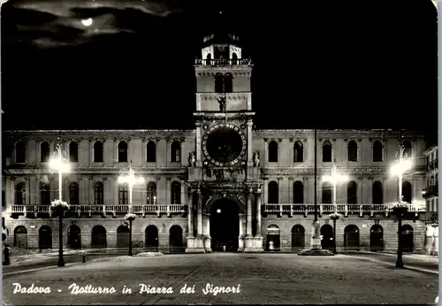 12438 - Italien - Padova , Padua , Notturno in Piazza die Signori - gelaufen 1963