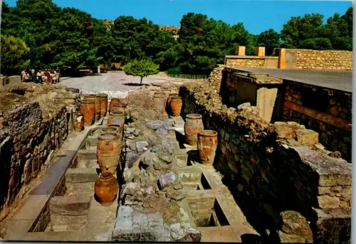 12567 - Griechenland - Kreta , Palast von Knossos , Zwei der westlichen Magazine - gelaufen 1982