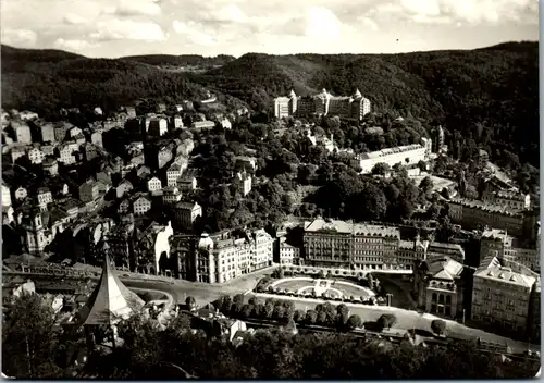 12831 - Tschechische Republik - Karlovy Vary , Karlsbad , Pohled na lazenskou ctvrt , v pozadi sanatorium Imperial - gelaufen