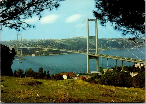13049 - Türkei - Istanbul ve Güzellikleri , Bogazini Köprüsünün Beylerbeyinden görünüsü , Bosporus Brücke - gelaufen 1984