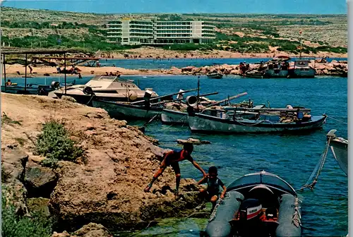 13069 - Zypern - Ayia Napa Fishing Harbour , Ruderboot - gelaufen 1980