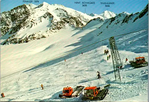 13100 - Italien - Schnals , Schnalstaler Gletscherbahn , Skigelände am Hochjochgletscher , Pistenraupe , Finailspitze - gelaufen