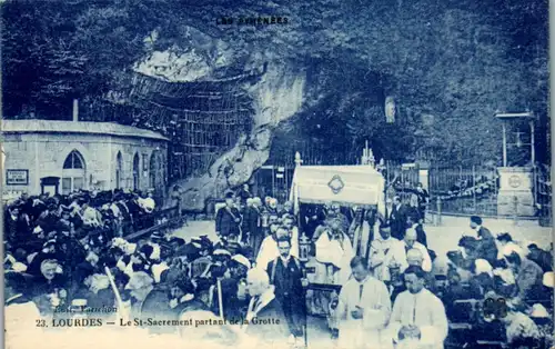 13381 - Frankreich - Lourdes , Le St. Sacrament partant de la Grotte - nicht gelaufen