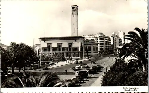 13397 - Marokko - Casablanca , La Prefecture et l'Avenue d'Amade , Auto - nicht gelaufen
