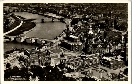 14053 - Deutschland - Dresden , Flugzeugaufnahme - gelaufen 1937