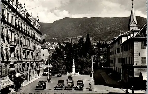14087 - Italien - Meran , Piazza della Rena , Auto , Sandplatz - nicht gelaufen