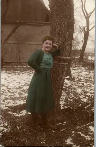 14090 -  - Aufnahme einer Frau - gelaufen