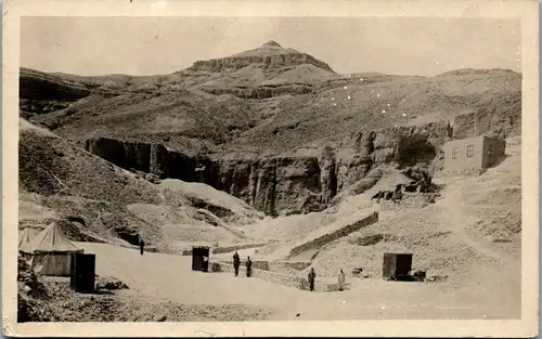 13490 - Ägypten - Thebes , Valley of the King showing the entrance of Tut Ank Amen tomb - nicht gelaufen