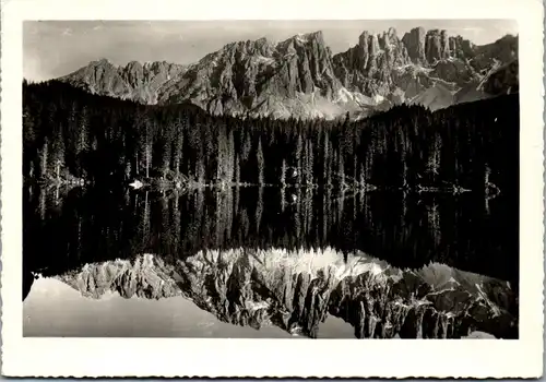 21451 - Italien - Lago di Carezza , Col Latemar , Karersee gegen Latemar - gelaufen 1951