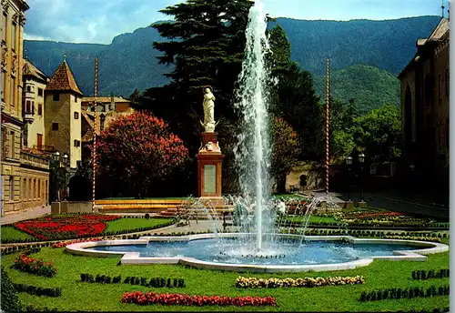21785 - Italien - Meran , Sandplatz mit Mariensäule u. Schloß Kalmünz - nicht gelaufen