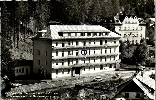 21811 - Salzburg - Bad Gastein , Kurhaus Tauernhof der Krankenvers. Anst. D. Bundesangestellten , Auto , Käfer - gelaufen 1972