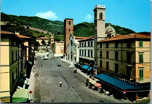 21969 - Italien - Pietrasanta , Piazza Duomo - nicht gelaufen