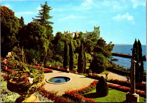 22171 - Italien - Triest , Parco di Miramare , Il Castello visto dal Parterre - nicht gelaufen