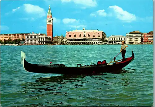 22298 - Italien - Venezia , Panorama con Gondola , Gondel - nicht gelaufen