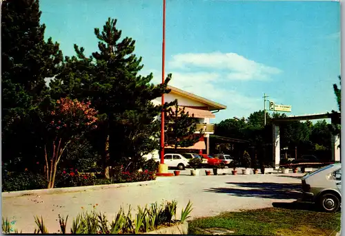 22436 - Italien - Bibione Spiaggia , Villaggio Turistico , Via delle Colonie , Ingresso Villaggio - gelaufen 1978