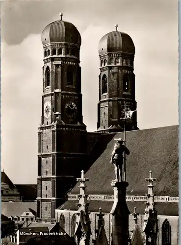 22701 - Deutschland - München , Frauenkirche - nicht gelaufen