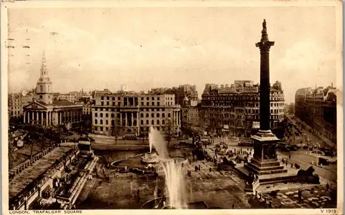 22882 - Großbritannien - London , Trafalgar Square - gelaufen 1952