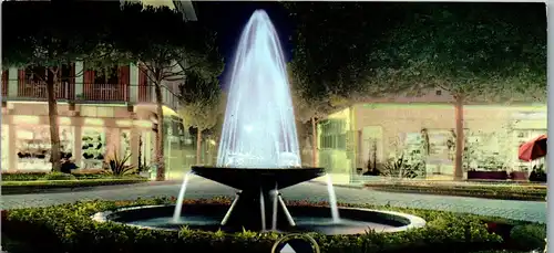 23638 - Italien - Lignano Sabbiadoro , Notturno , Brunnen - gelaufen 1968