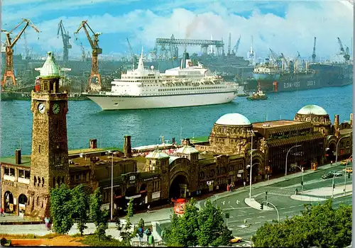 23692 - Deutschland - Hamburg , An der Landungsbrücke - gelaufen 1981