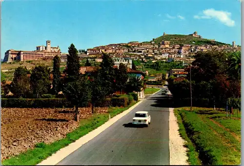 23706 - Italien - Assisi , Panorama parziale con la Basilica e il Convento di S. Francesco - gelaufen 1989