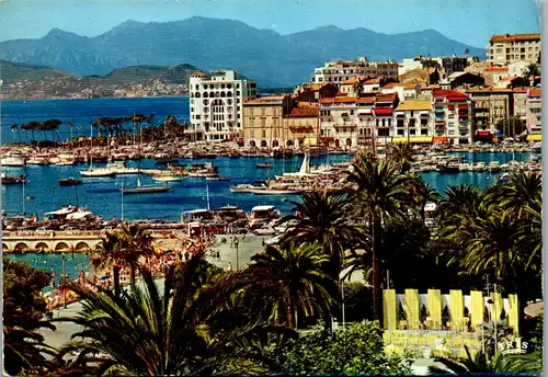 23938 - Frankreich - Cannes , La Cote d'Azur , Le Quai St. Pierre au fond la Napoule - gelaufen 1971