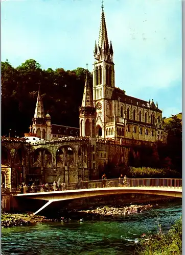 23996 - Frankreich - Lourdes , La Basilique et le Pont sur le Gave - gelaufen 1986