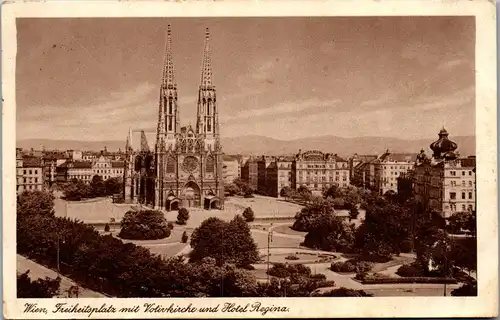 24269 - Wien - Freiheitsplatz mit Votivkirche und Hotel Regina - gelaufen 1929