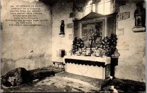 32847 - Frankreich - St. Ceneri Le Gerie , Interieur dela Chapelle - gelaufen